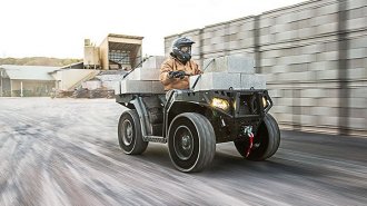 The WV80 HO can carry 850 lb (385.5 kg)
